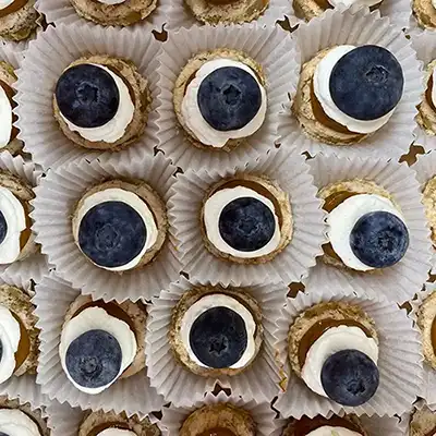 pic of Mini Blueberry Pavlova