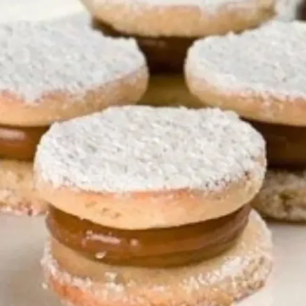 Alfajorcitos with Dulce de Leche